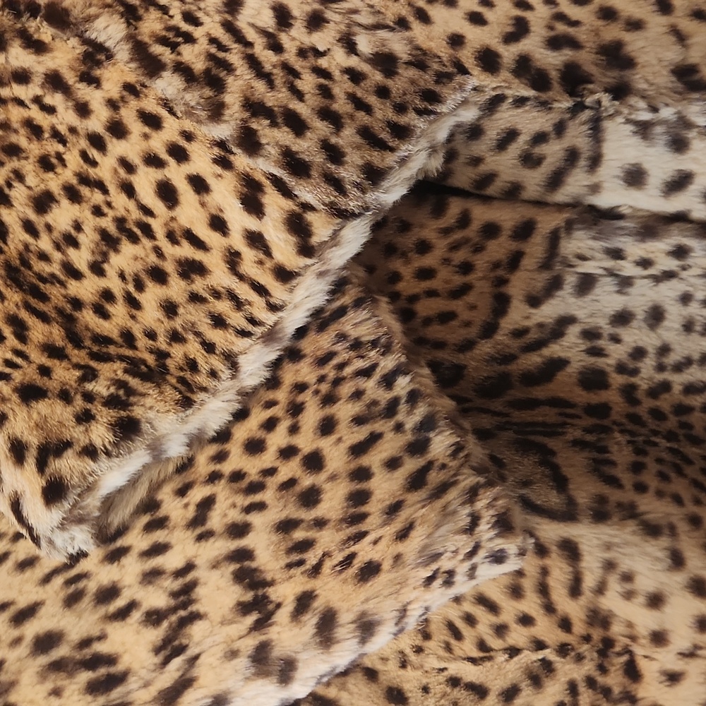 Vintage Fur Coat - Picture 6 of 10